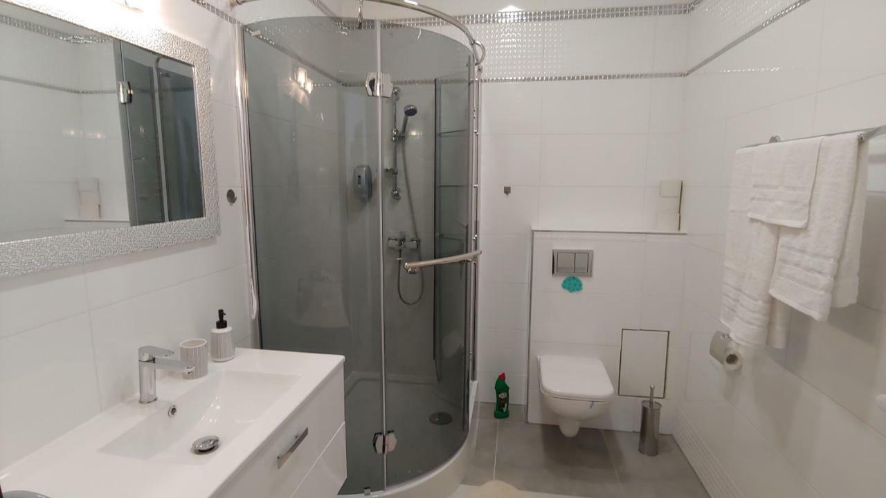 Apartamenty Dzemejra - Jumeirah Ujście-Darłowskie Buitenkant foto
